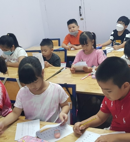 Tuyển sinh các lớp bổ sung và nâng cao kiến thức Luyện Thi Đại Học, Các chứng chỉ Tiếng Anh